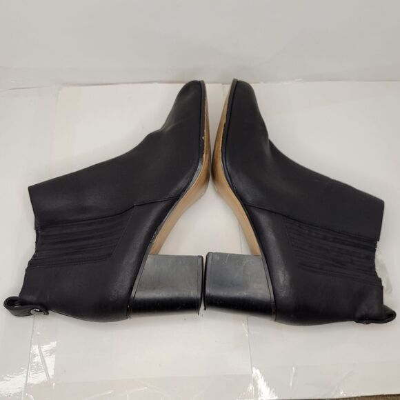 INC International Concepts Women's Fainn black Boots. - Picture 4 of 10